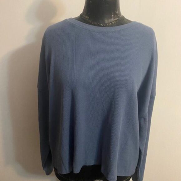 a.n.a. Blue Thermal  Hi-Lo top, size 1X - Picture 1 of 6